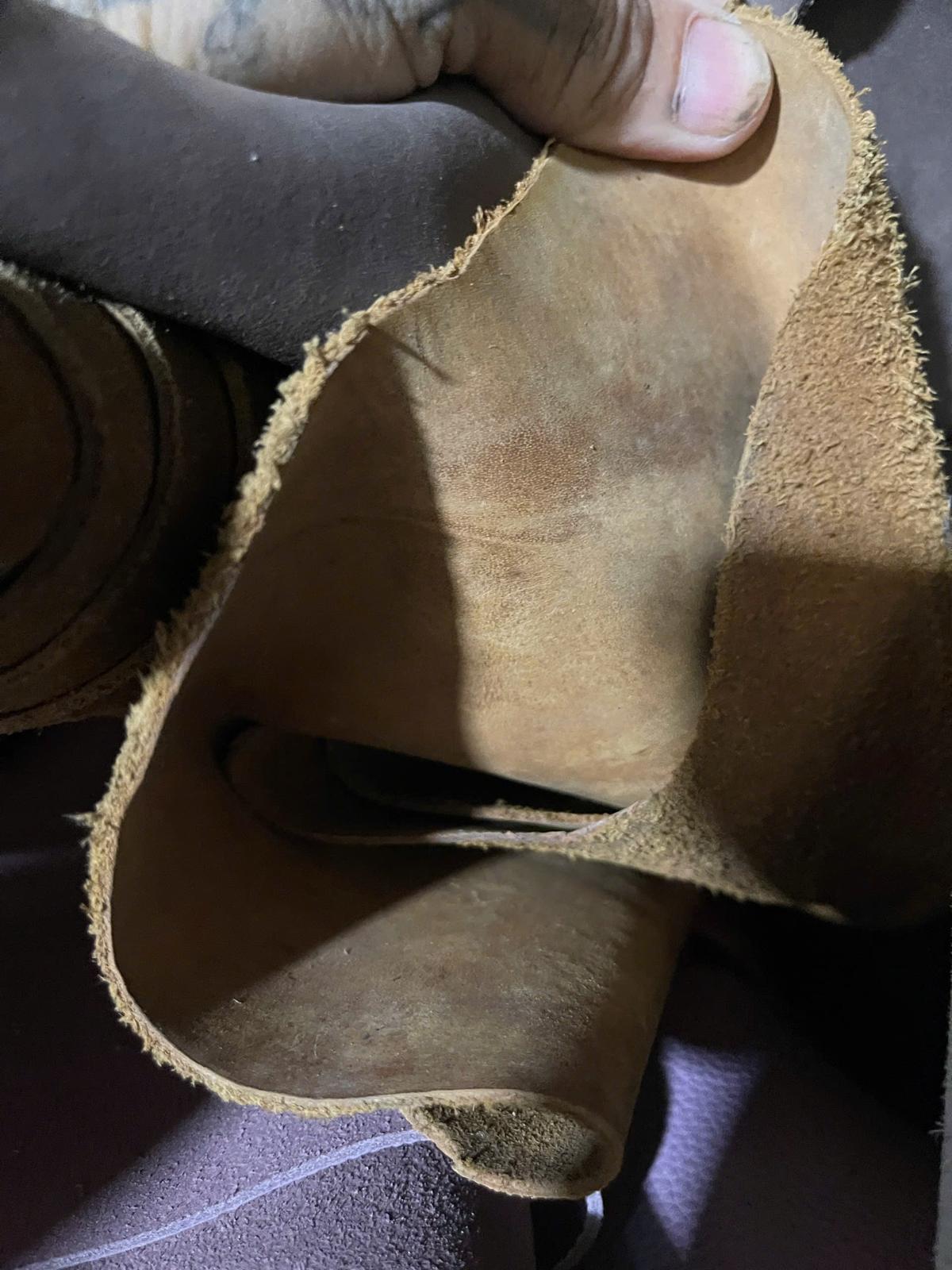 CAMEL TAN COWHIDE