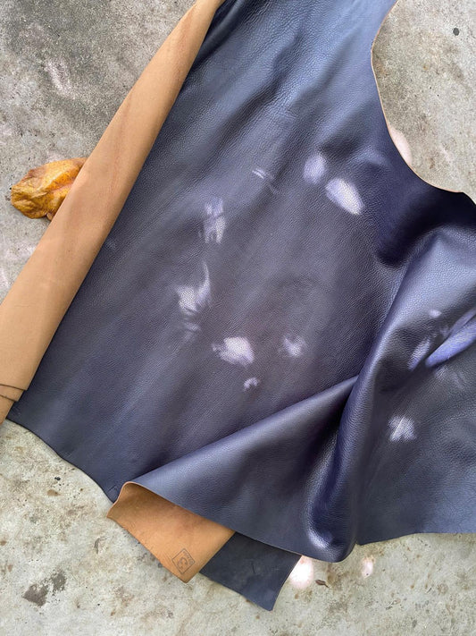 MIDNIGHT NAVY PEBBLED COWHIDE